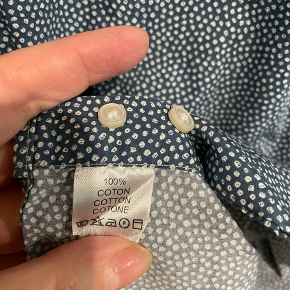 Men’s Culturata blue ditzy print button down. Contemporary fit Size L - Picture 5 of 6